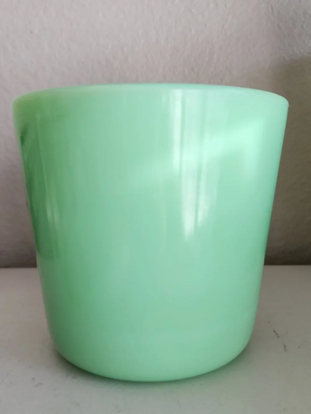 Beautiful Vintage McKee Jadeite Jadite Green Glass CEREAL 48oz Canister Uranium